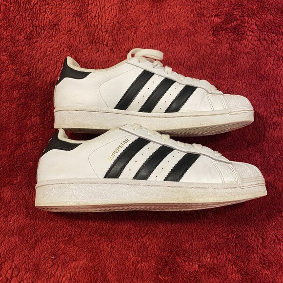 adidas Superstar Sneakers - W Size 6.5.  White with Black Stripe - EUC! - Picture 4 of 9